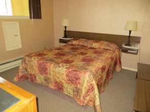 Harrison Village Motel
