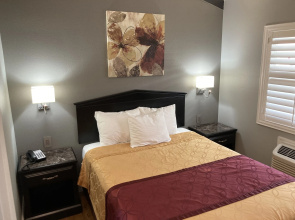 Tri Valley Inn & Suites