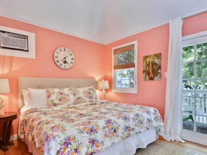 Tranquility by Avantstay Close to Duval St w/ BBQ & Shared Pool