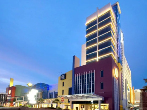 TS Suites Surabaya