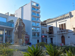 Upper - Boutique Hotel