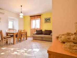 Apartment Snježana-1