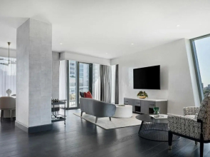 HALL Park Hotel, Autograph Collection