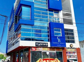 Hostal Central Beach