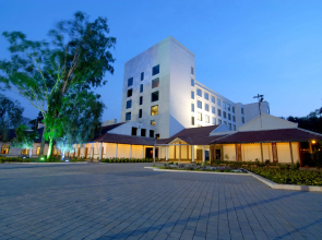 Chanakya BNR Hotel