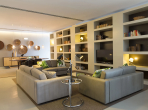 Ozadi Tavira Hotel