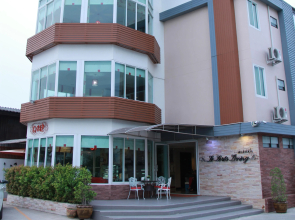 Hotel Le Lerts Living