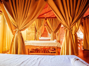 Sen Viet Phu Quoc Resort Sport & Spa