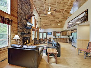 4443scen 3 Bedroom Cabin