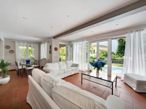 Luxury Country House Domaso