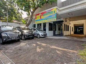 OYO 90317 Wisma Kartini 2 Syariah