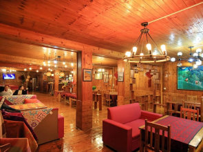 Wanjinglou Guest House