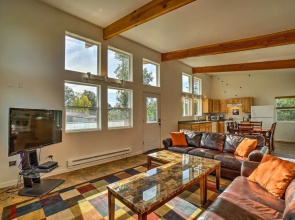 Secluded Getaway w/ Deck, Steps to Fritz Creek!