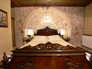 Alaturca House