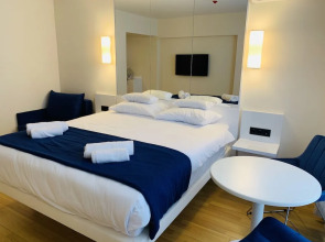 Апартаменты Royal Sea Breeze