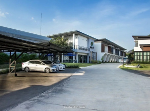 Macan Resort