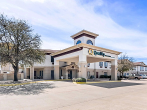 Quality Inn & Suites - Granbury