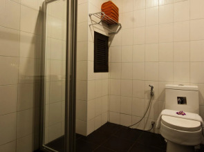 YouDee Hotel Patong (formerly Meir Jarr Hotel)