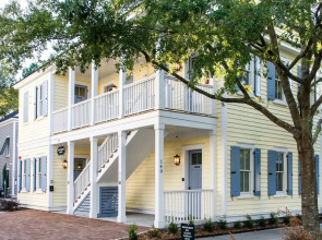 The Palmetto House Inn