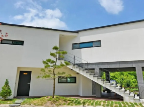 Muju the Haru Pool Villa