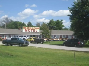 Martin House Motel