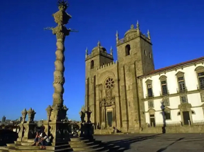 Merc Porto Cedofeita Place