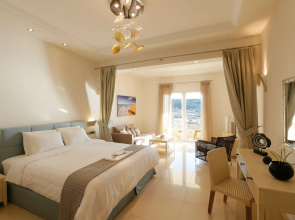 Pictures Suites
