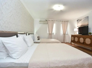 Palm square apartment 1