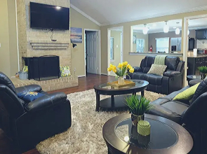 4Bdrm 2Bath 5Beds - NRG Rodeo - Big Home