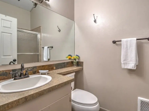 Abbot House by Village Properties at Sunriver