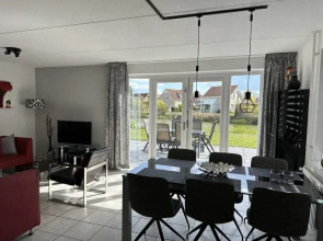 Bungalow in Breskens Near Beach & Lighthouse