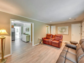 Charming Bluffton Vacation Home w/ Yard!