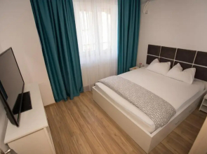 Sea Gem 2 Mamaia - NEW, Superb Views and 200m to Beach!