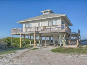 Cottage by The Beach