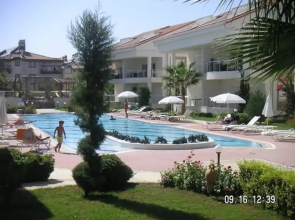 Wonderful 3 bed Duplex in Sought After Prime Community
