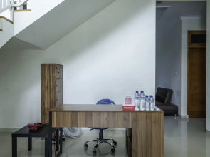Zleepy Ks Tubun by OYO Rooms