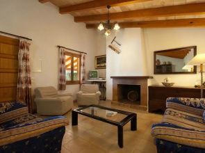 Villa - 3 Bedrooms with Pool and WiFi - 103177