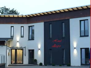Hotel Allegro