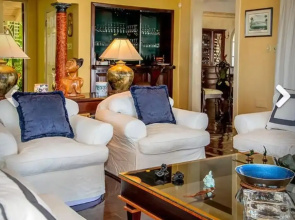 Beautiful 6BR Pool Villa Overlooking the Pool and Sea