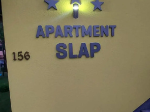 Apartment Slap