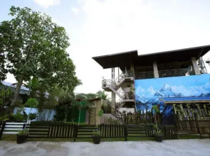 Marco’s Tourist Inn by RedDoorz