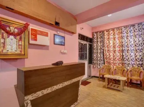 OYO 22101 Shree Raksha Comfort