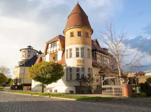 Hotel 1912