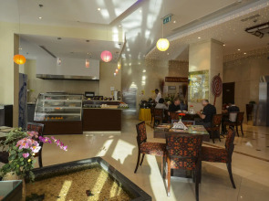 Parkside Suites Hotel Apartment