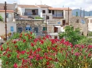 Vavla Rustic Retreat