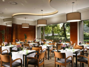 Unahotels Cusani Milano