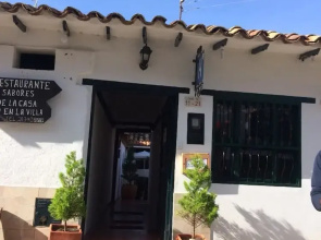 Villa Hostel H & K