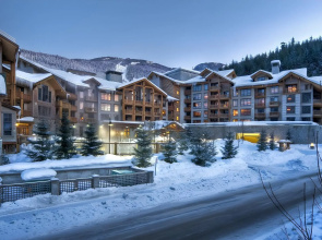 First Tracks Lodge, by Lodging Ovations