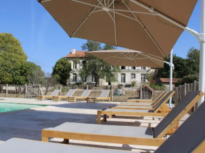 Le Petit Chateau Servanches