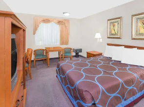 Super 8 Ashland